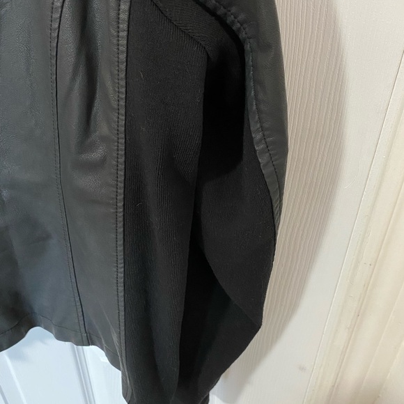 Target Ava & Viv Size 1X Vegan Leather Moto Motorcycle Jacket - Like New - Black - Picture 9 of 10